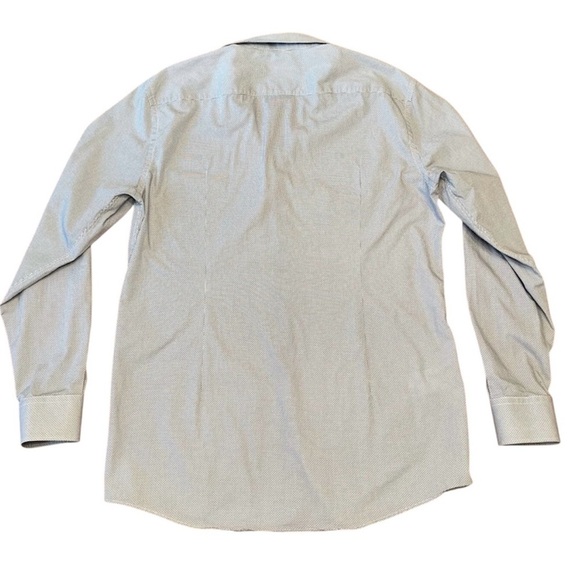 Hugo Boss Sharp Fit Long Sleeve Button Down Blue Size 16 1/2 - 34/35 - Picture 2 of 11